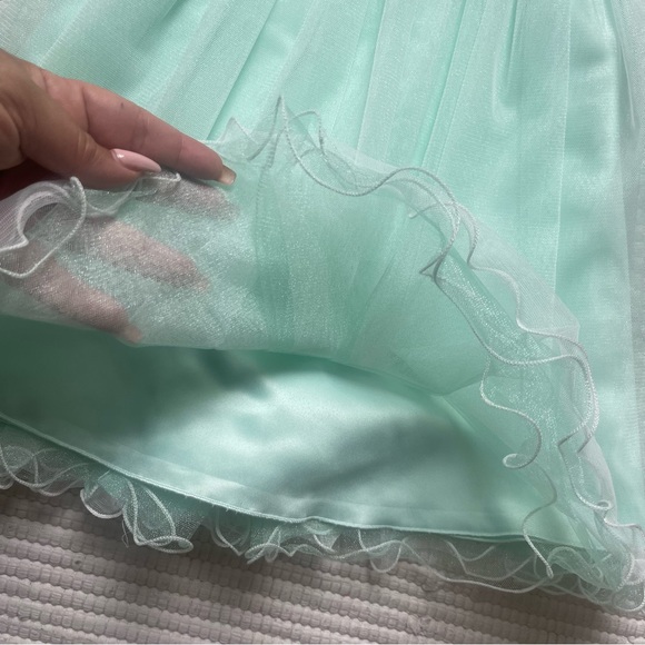 NWT Mint Green Formal Dress 4T - Picture 2 of 8